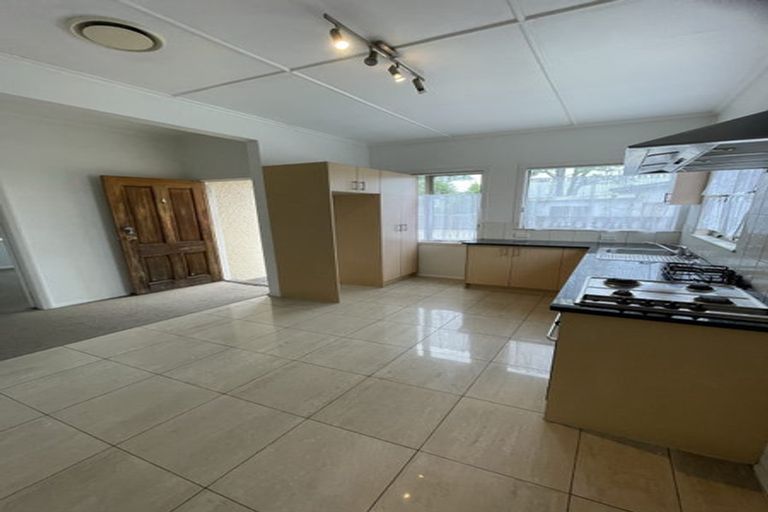Photo of property in 1/35 Fitzroy Street, Papatoetoe, Auckland, 2104