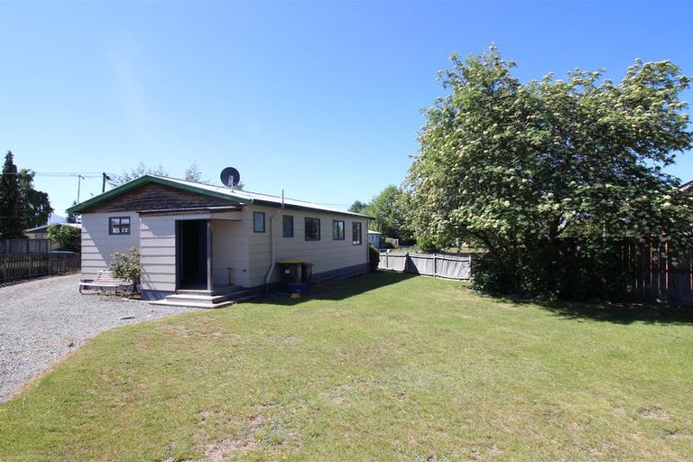 Photo of property in 15 Omahau Crescent, Twizel, 7901