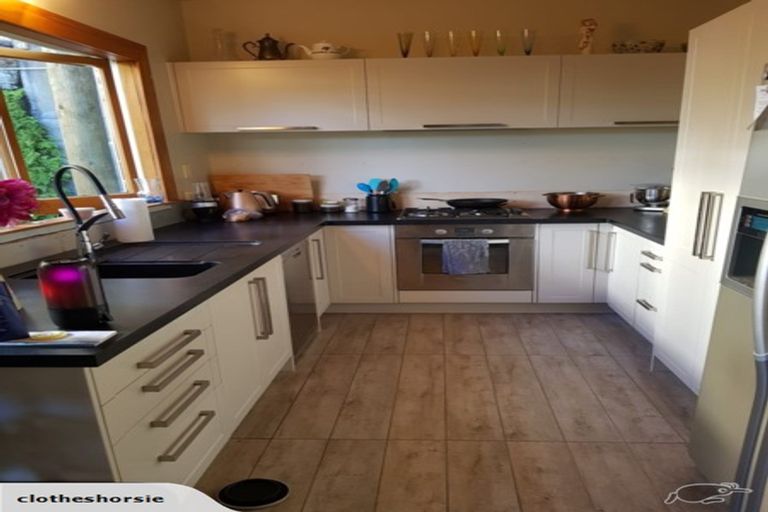 Photo of property in 520 Shakespeare Terrace, Bluff Hill, Napier, 4110