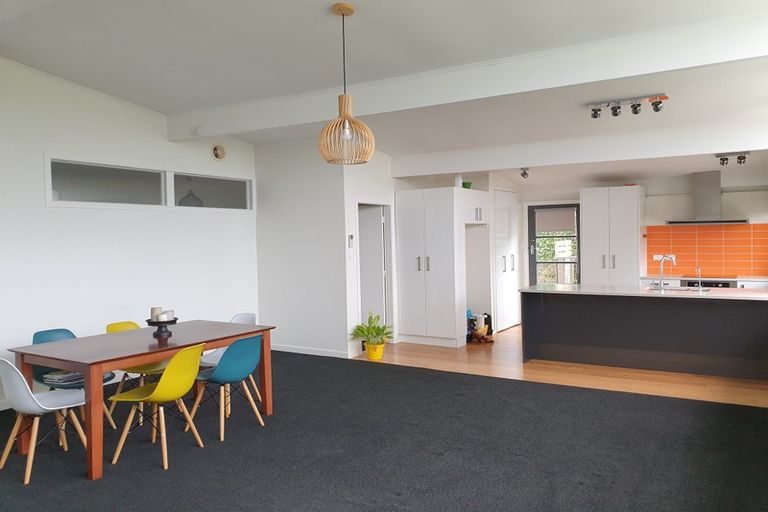 Photo of property in 86 Lancaster Road, Beach Haven, Auckland, 0626