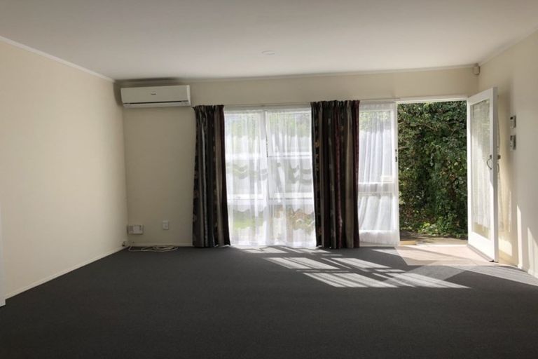 Photo of property in 1/343 Pakuranga Road, Pakuranga Heights, Auckland, 2010