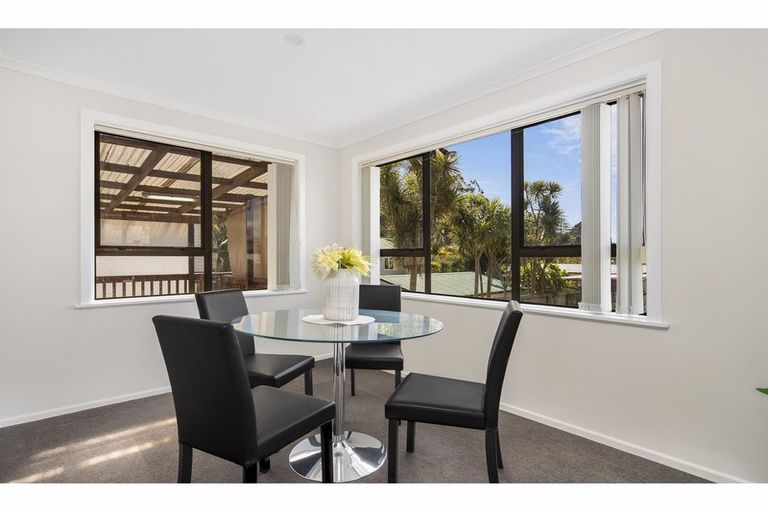 Photo of property in 4 Mclean Avenue, Papatoetoe, Auckland, 2025