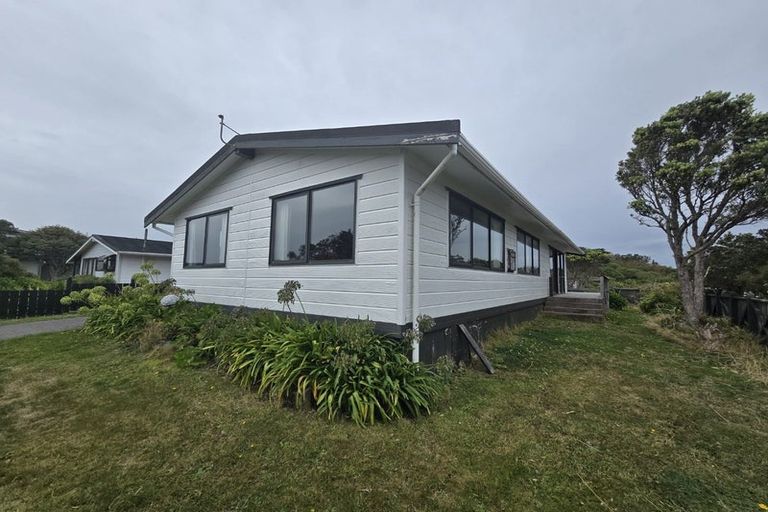 Photo of property in 166 Orangi Kaupapa Road, Northland, Wellington, 6012