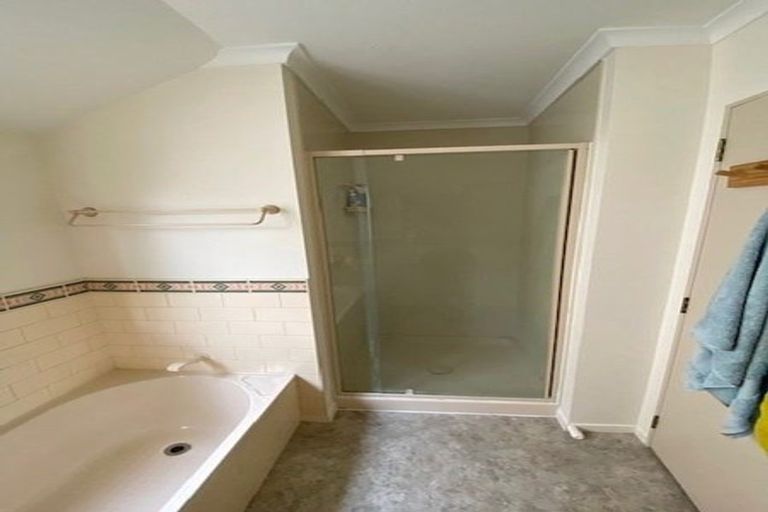 Photo of property in 4 Knightsbridge Place, Bethlehem, Tauranga, 3110