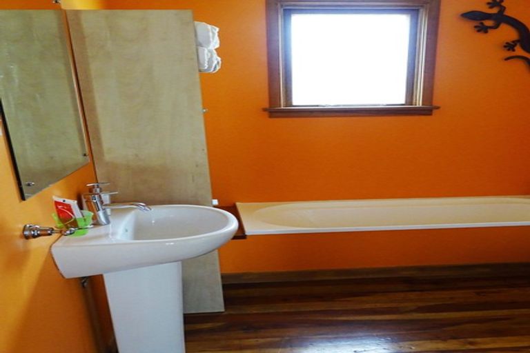 Photo of property in 46 Meadow Street, Lumsden, 9730