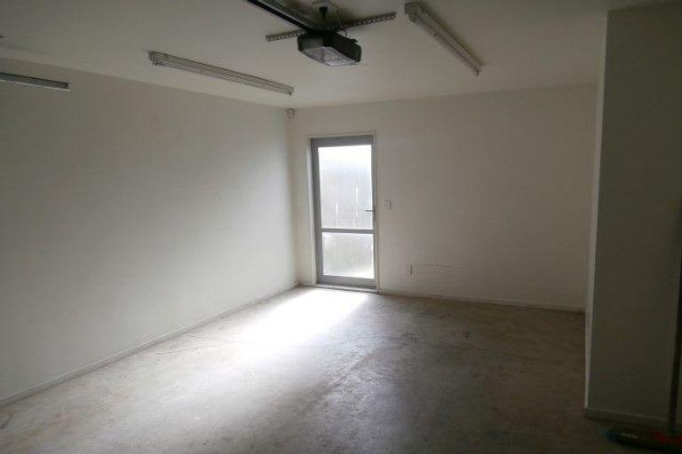 Photo of property in 53 Fairfield Avenue, Addington, Christchurch, 8024