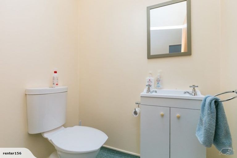 Photo of property in 1 Oak Grove, Mount Cook, Wellington, 6011