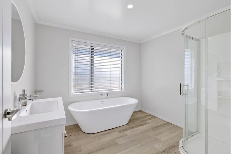 Photo of property in 14 Huntaway Close, Stoke, Nelson, 7011