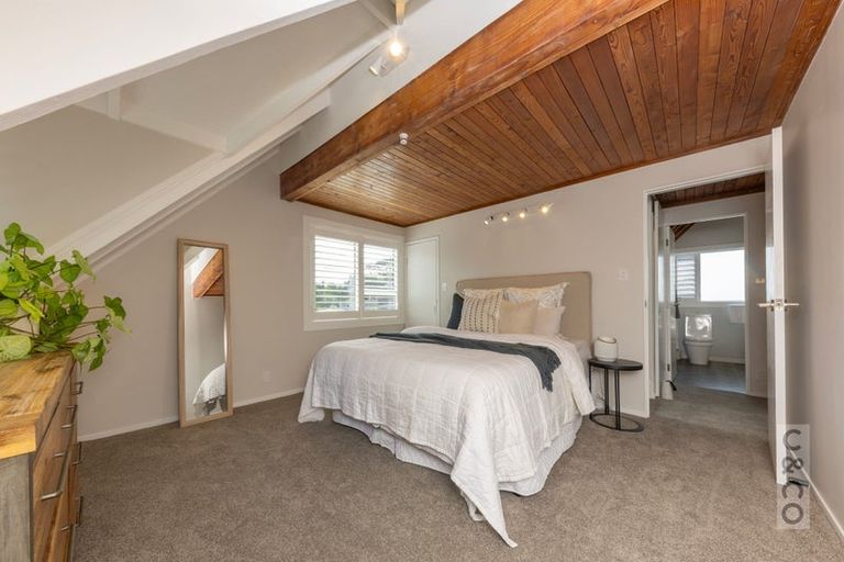 Photo of property in 55 Kaipara Portage Road, Riverhead, 0820