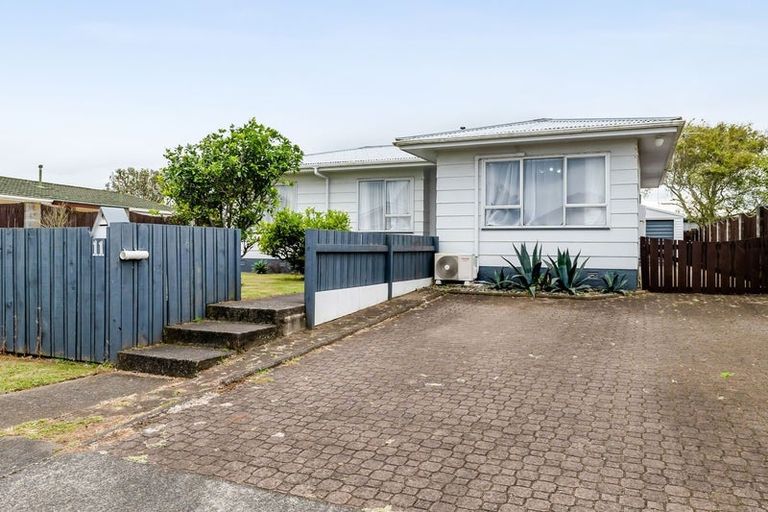 Photo of property in 11 Manuka Place, Hawera, 4610