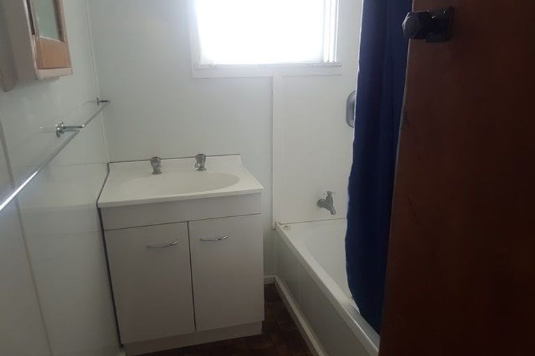 Photo of property in 3 Forth Terrace, Roslyn, Palmerston North, 4414