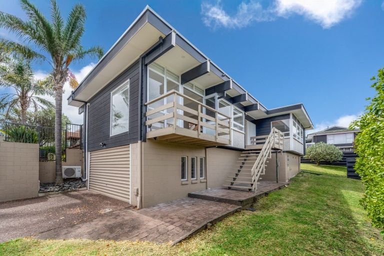 Photo of property in 22 Andrea Place, Sunnyhills, Auckland, 2010