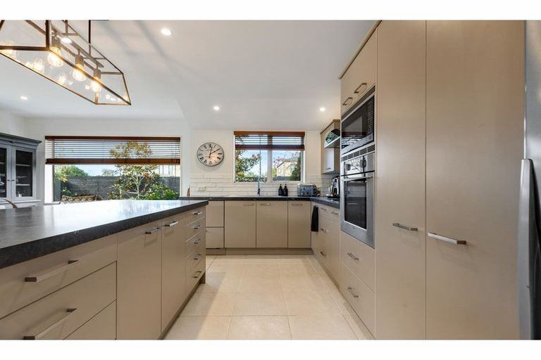 Photo of property in 52 Becmead Drive, Harewood, Christchurch, 8051