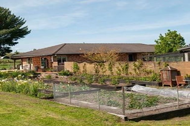 Photo of property in 107 Tuhingamata Road, Oruanui, Taupo, 3384