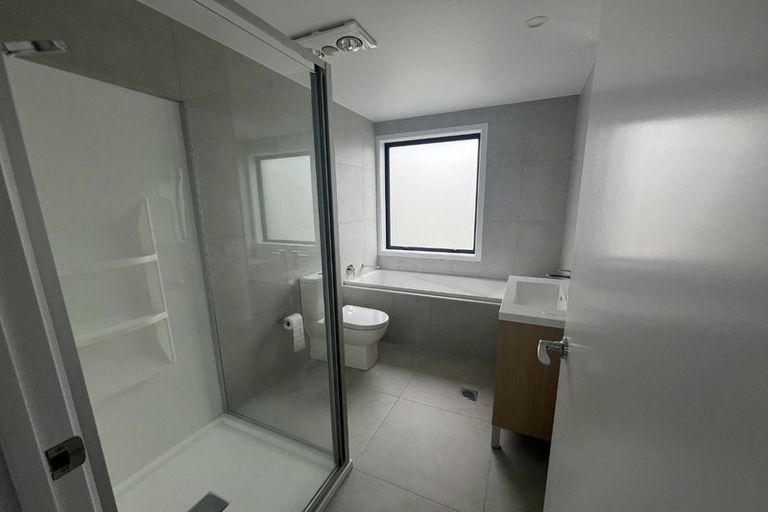 Photo of property in 21 Koura Drive, Red Beach, 0932