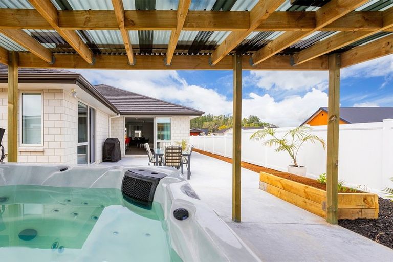 Photo of property in 28 Marram Place, Mangawhai Heads, Mangawhai, 0505