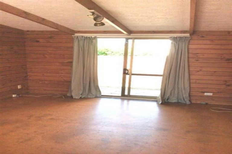 Photo of property in 2/172 Shirley Road, Papatoetoe, Auckland, 2025