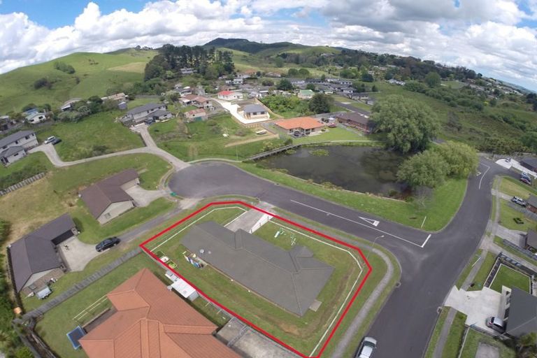 Photo of property in 1 Brian Curle Close, Huntly, 3700