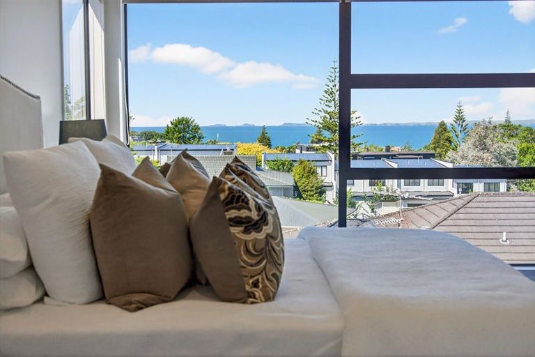 Photo of property in 3/27 Hastings Road, Mairangi Bay, Auckland, 0630