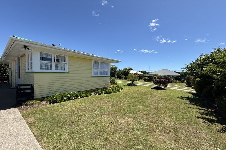 Photo of property in 61 Browne Street, Waitara, 4320