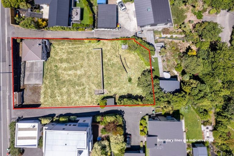 Photo of property in 122 Dyers Pass Road, Cashmere, Christchurch, 8022