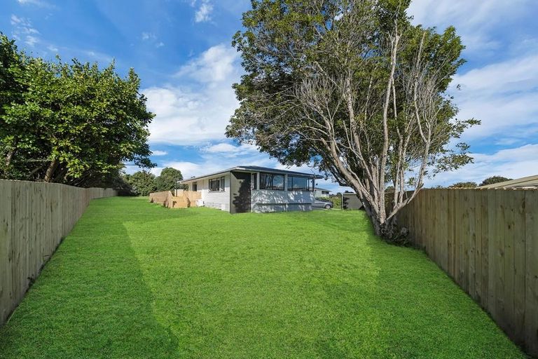 Photo of property in 16 Rata Street, Waiuku, 2123