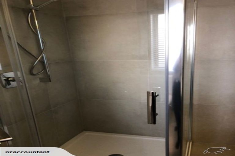 Photo of property in 24 Pikao Place, East Tamaki, Auckland, 2016