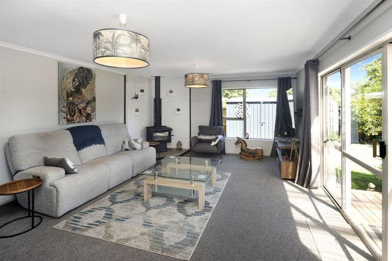 Photo of property in 1/411 Main Road North, Redwood, Christchurch, 8051