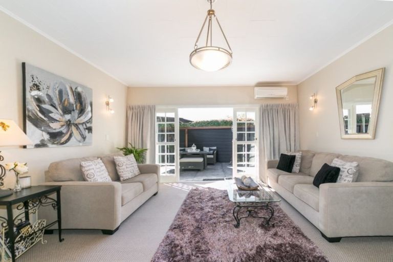 Photo of property in 18 Greenwood Road, Havelock North, 4130