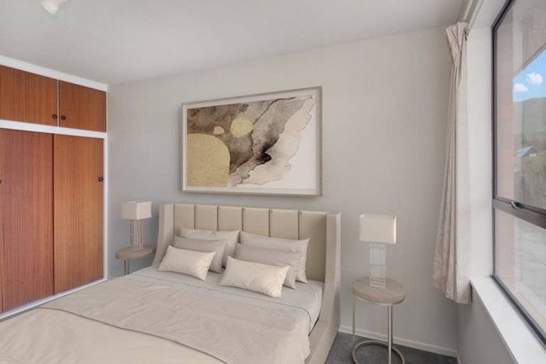 Photo of property in 32b Laing Crescent, Heathcote Valley, Christchurch, 8022