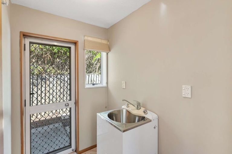 Photo of property in 2/20 Sawyers Arms Road, Northcote, Christchurch, 8052