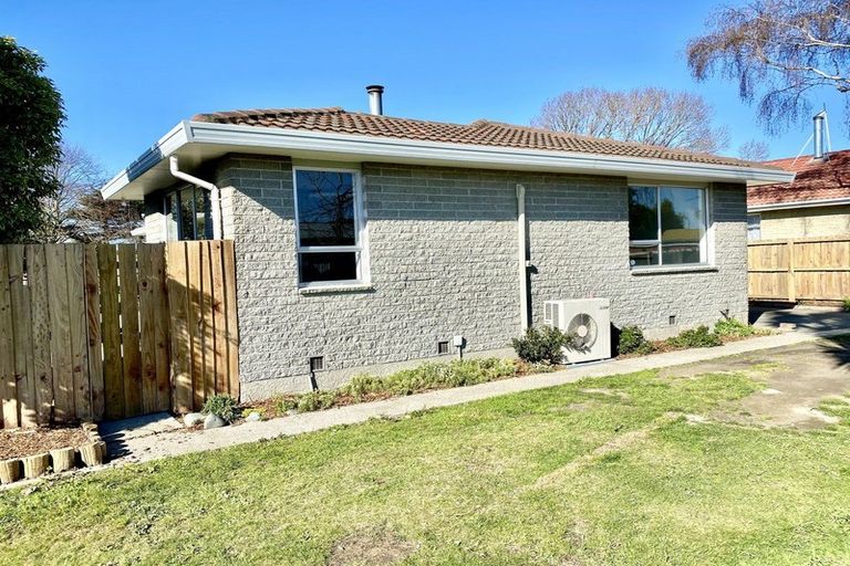 Photo of property in 33 Pensacola Crescent, Broomfield, Christchurch, 8042