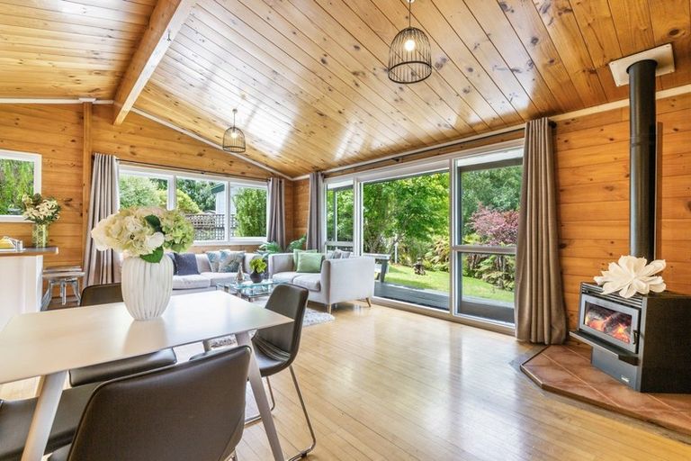 Photo of property in 1/38 Kinloch Road, Kinloch, Taupo, 3377