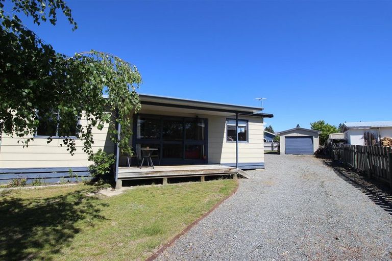 Photo of property in 15 Omahau Crescent, Twizel, 7901