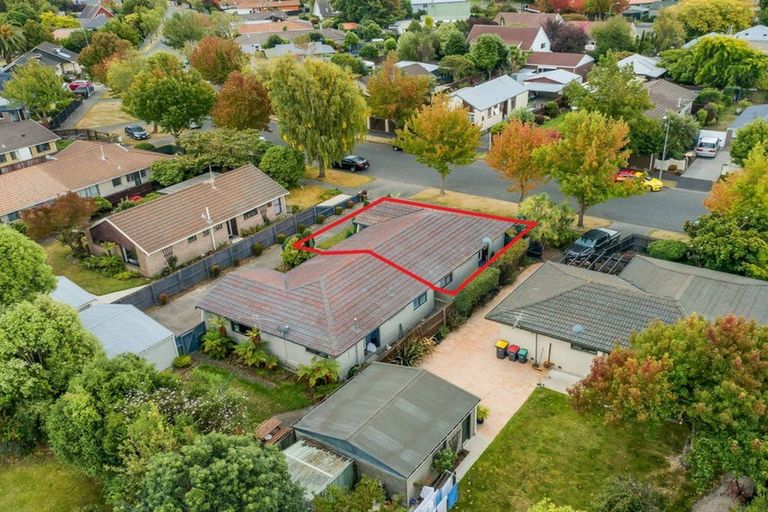 Photo of property in 1/78 Solomon Avenue, Redwood, Christchurch, 8051