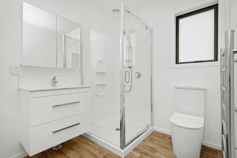 Photo of property in 1e Pembroke Street, Tawa, Wellington, 5028