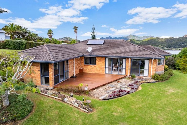 Photo of property in 4 Sunset Parade, Parua Bay, Whangarei, 0174