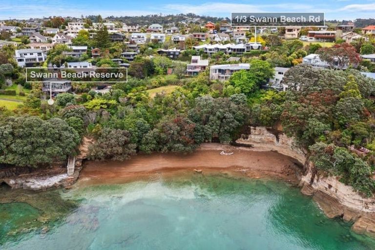 Photo of property in 1/3 Swann Beach Road, Stanmore Bay, Whangaparaoa, 0932