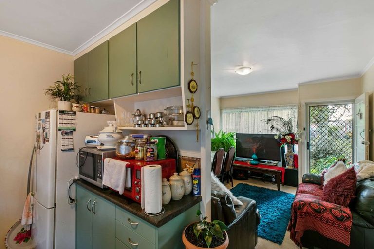 Photo of property in 8/11 Oakland Avenue, Papatoetoe, Auckland, 2025