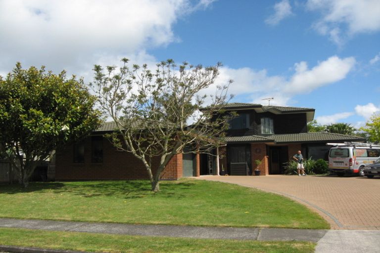 Photo of property in 37 Keywella Drive, Conifer Grove, Takanini, 2112