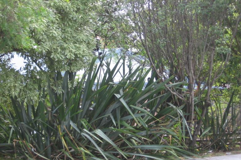 Photo of property in 19 Aeroview Drive, Beach Haven, Auckland, 0626