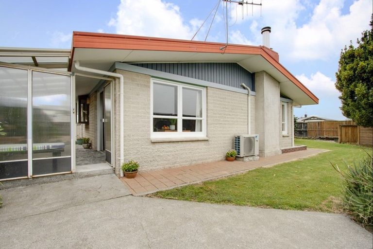 Photo of property in 129 Gloucester Street, Taradale, Napier, 4112