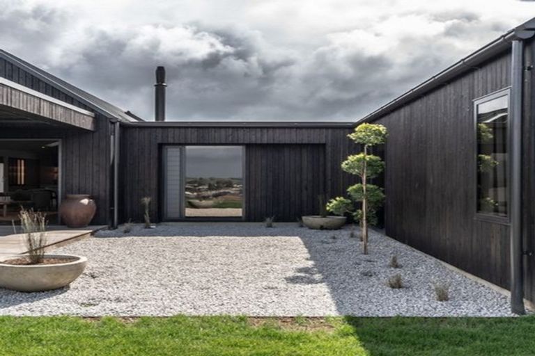 Photo of property in 8 Headlands Drive, Te Awamutu, 3875