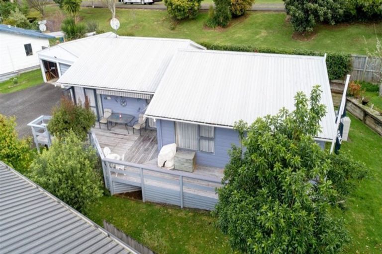Photo of property in 124 Isabel Street, Whangamata, 3620