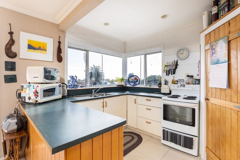 Photo of property in 8 Lismore Street, Strandon, New Plymouth, 4312