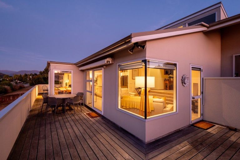 Photo of property in 446 Peninsula Road, Kelvin Heights, Queenstown, 9300