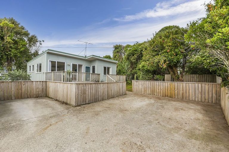 Photo of property in 5a Mepham Place, Ranui, Porirua, 5024