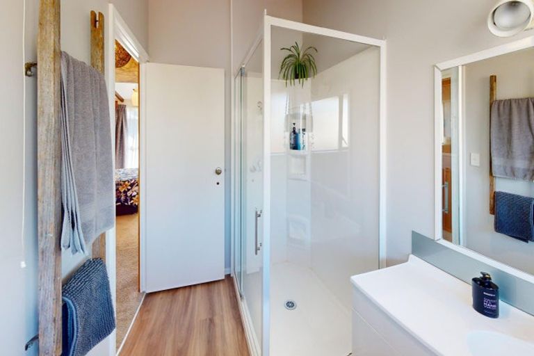 Photo of property in 125 Tiro Tiro Road, Levin, 5510