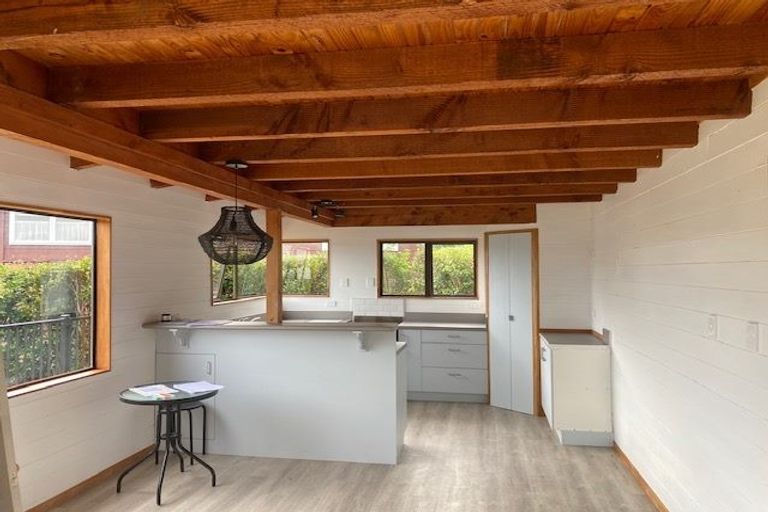 Photo of property in 46 De Luen Avenue, Tindalls Beach, Whangaparaoa, 0930