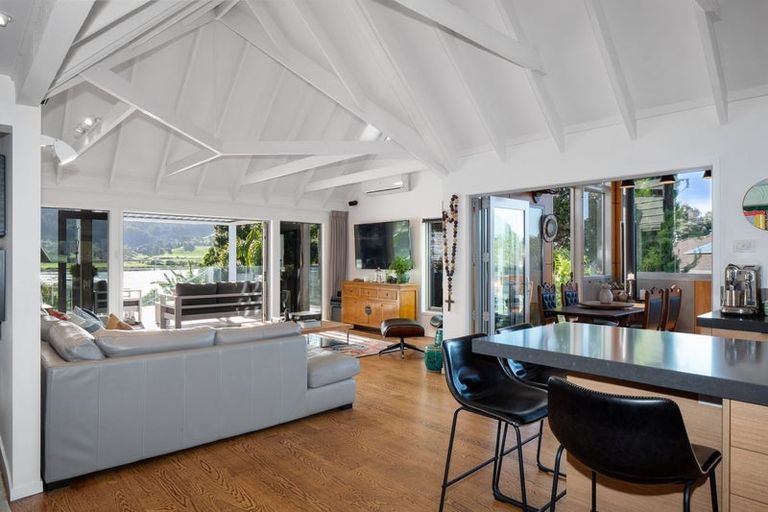 Photo of property in 13 Moana Drive, Tanners Point, Katikati, 3177